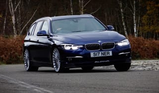 Alpina D3 Touring front action